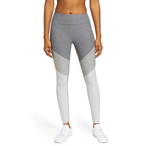 Outdoor Voices Springs 7/8 Leggings in Graphite/Ash/Dove - Picture 7 of 7